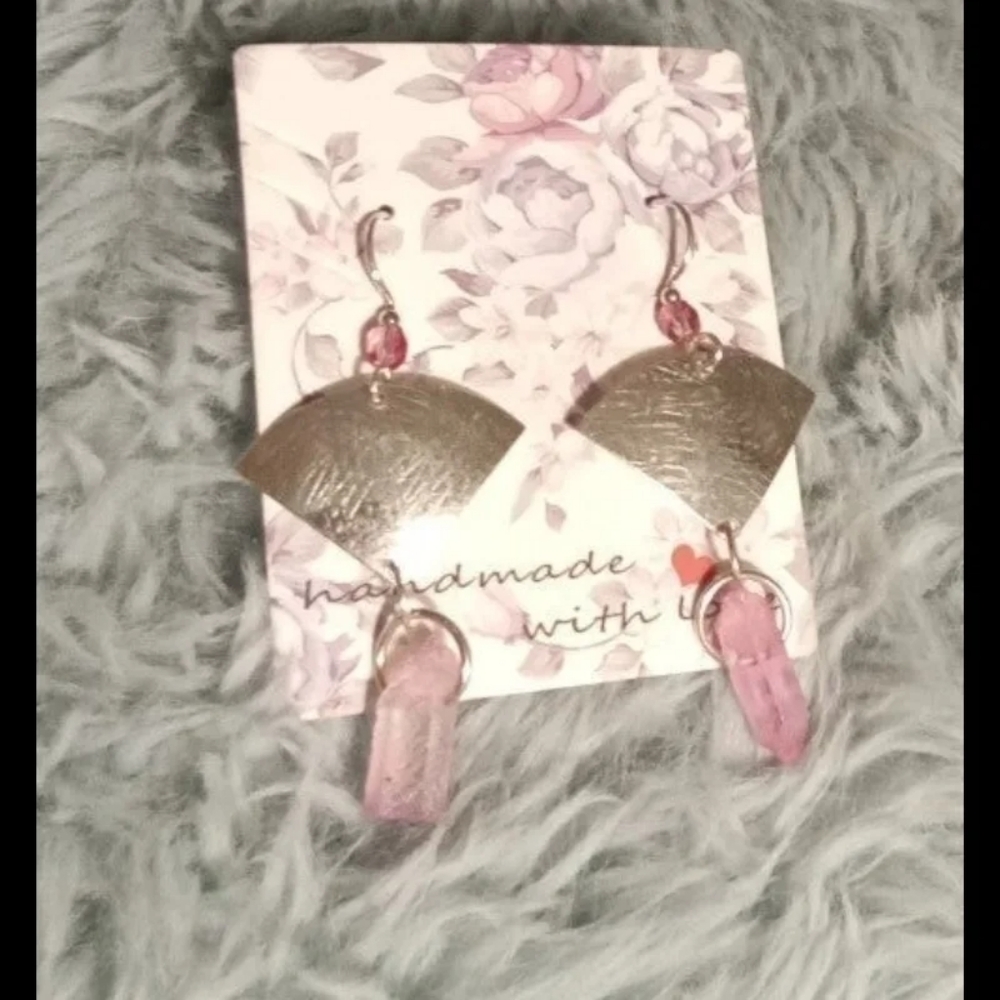 Pretty Quartz Crystal Earrings